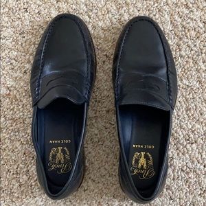 Cole Haan black leather Loafers